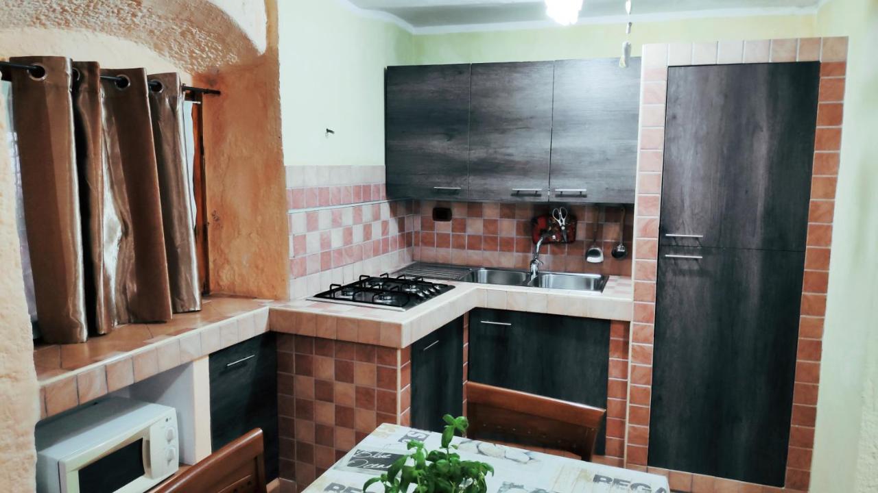Carrera Longa Apartment Sassari Luaran gambar